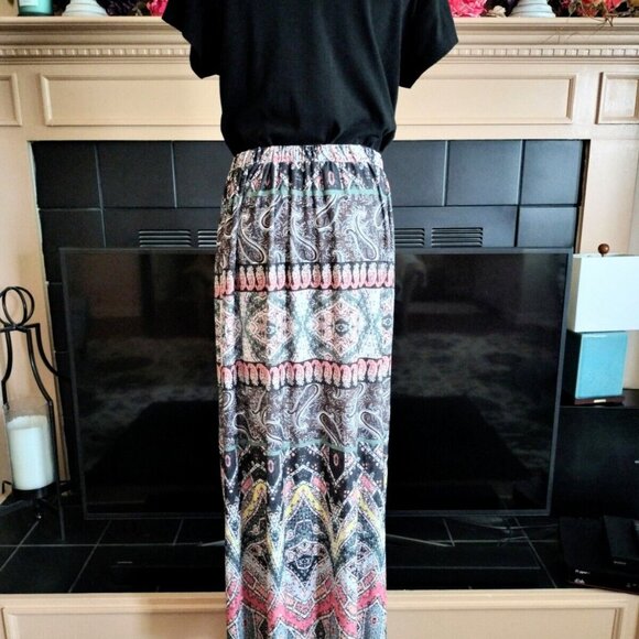 One World Medallion Paisley Maxi Skirt L Black Multi Pull On Boho EUC - Picture 7 of 9